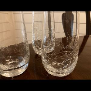 Unique “Cracked”-look glasses